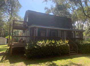 5 Finnigan Rd, Saint Helena Island, SC 29920