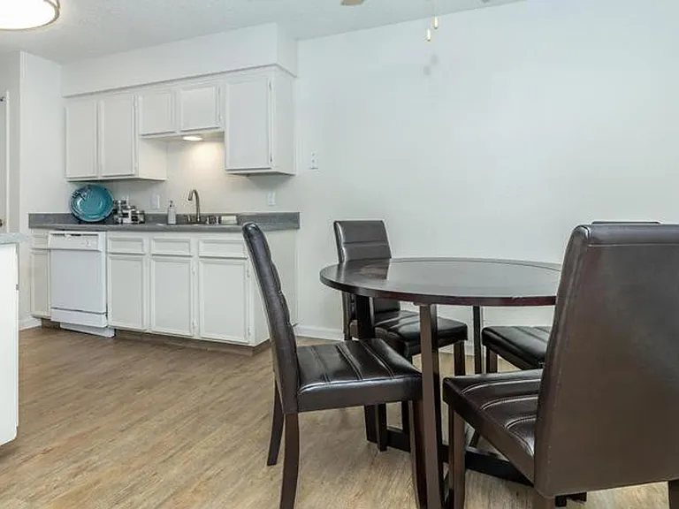 Sage Stone Apartments — Photo 10