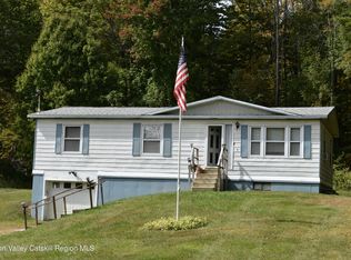 205 Middle Rd, Austerlitz, NY 12017