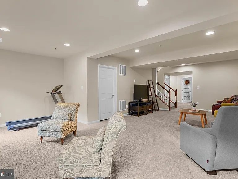12806 Gate Rail Rd — Photo 41