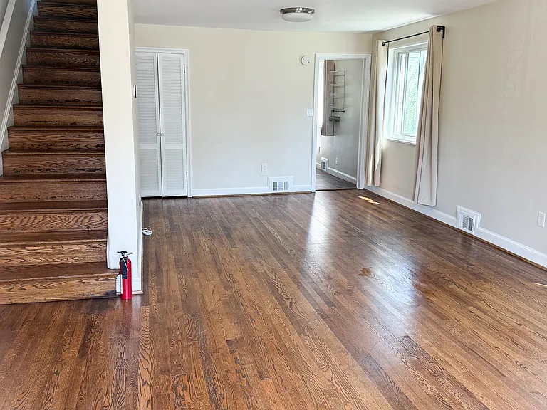 5027 Sargent Rd NE — Photo 19