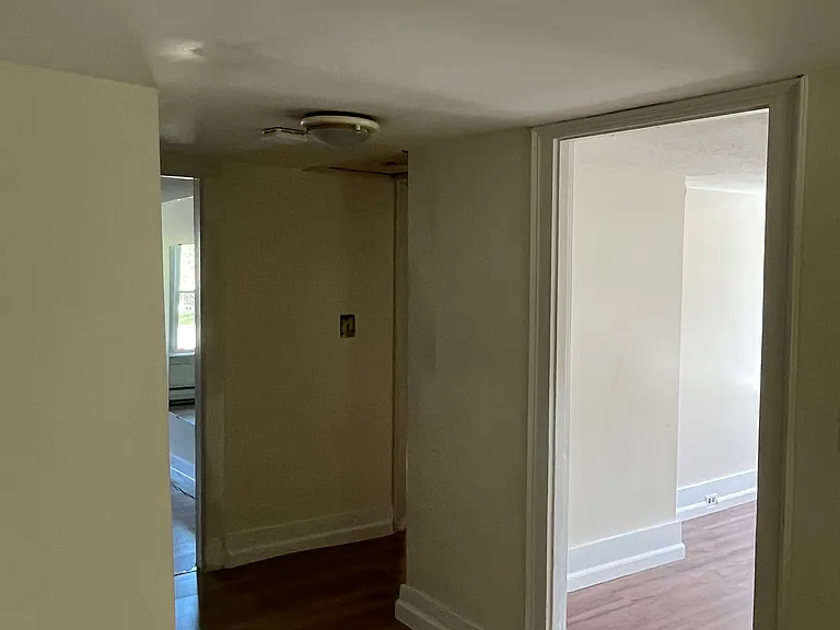 Hallway between bedrooms