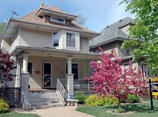 5026 W Berteau Ave, Chicago, IL 60641