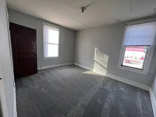 1621 W Jackson St (Wynn Funds LLC) Photo 1