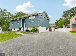 523 Chalet Dr W, Millersville, MD 21108