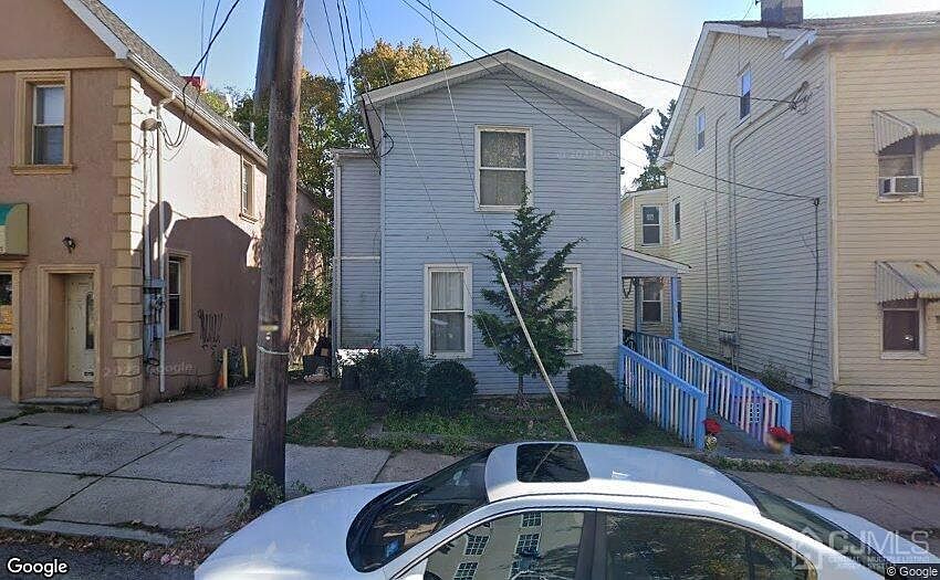 1st image of 10 Drift St