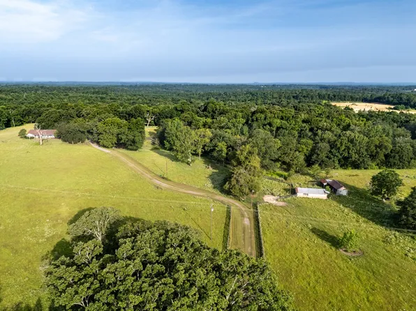 8124 Locust Rd, Gilmer, TX 75645