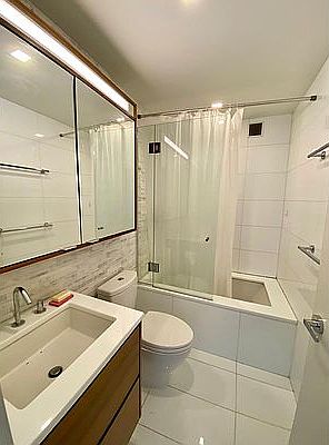 5th image of 301 W 53rd St APT 24
