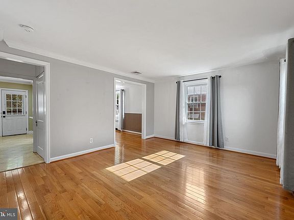 5th image of 2713 Cheswolde Rd