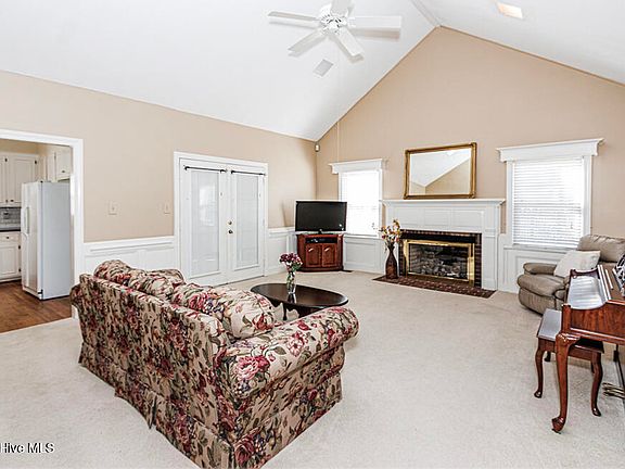 2nd image of 4016 Carybrook Road