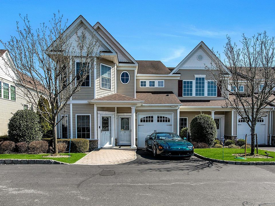 1st image of 8 Meadow Court #8