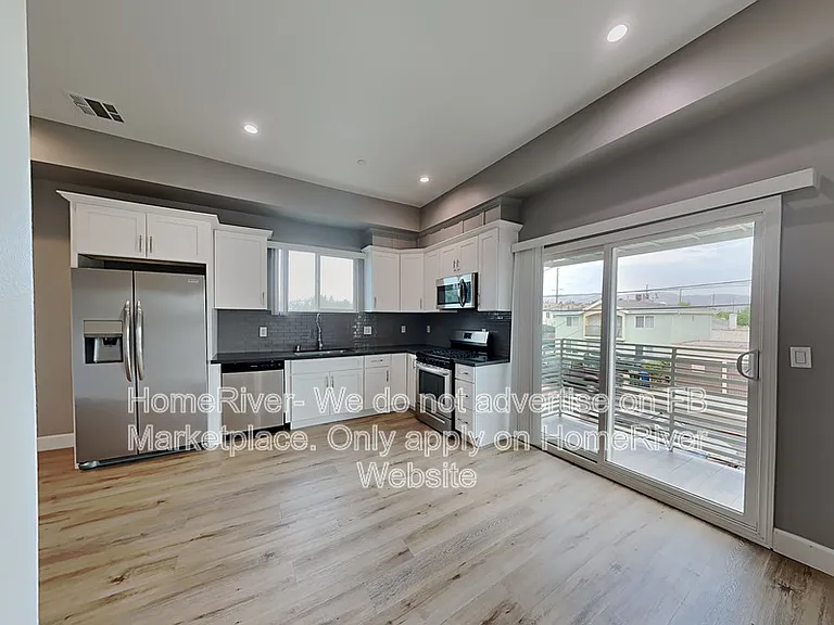 5749.5 Klump Ave — Photo 5