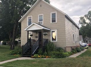 312 Saginaw St, Norway, MI 49870