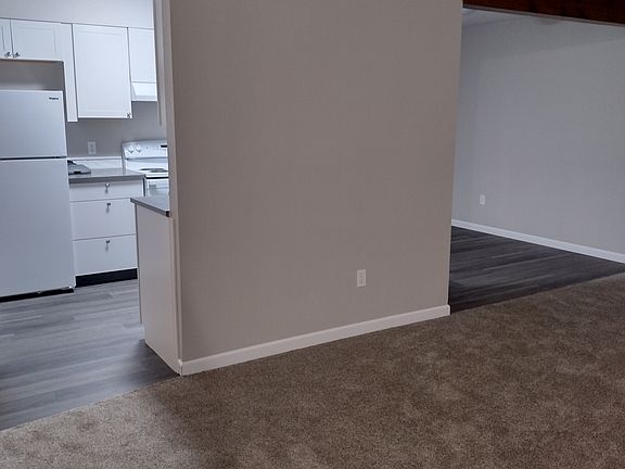 5th image of 2125 27th Avenue Ct #2