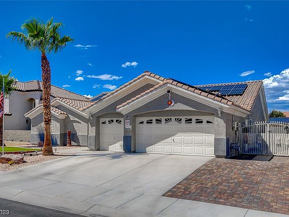 3rd image of 8324 Green Clover Ave