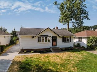 31508 Daniel Dr, Eastlake, OH 44095