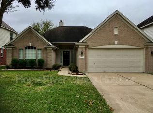 6102 Saint Andrews Dr, Pasadena, TX 77505