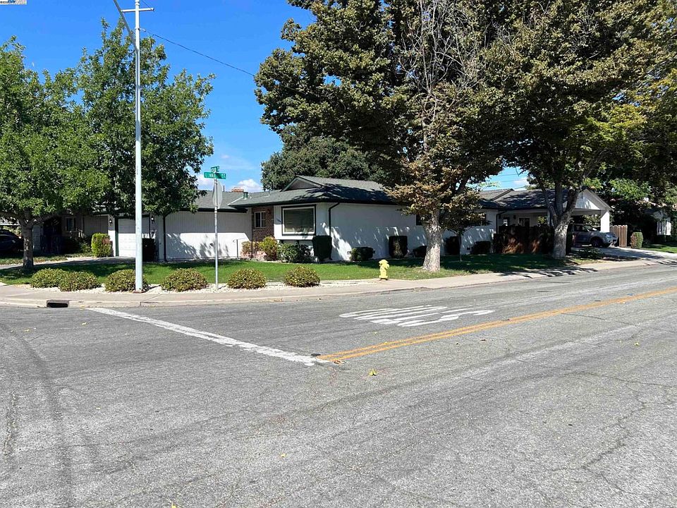 1st image of 1300 Richard Dr