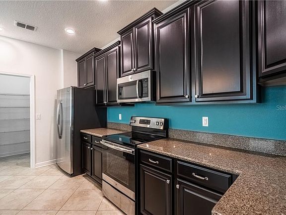 3rd image of 6816 Habitat Dr
