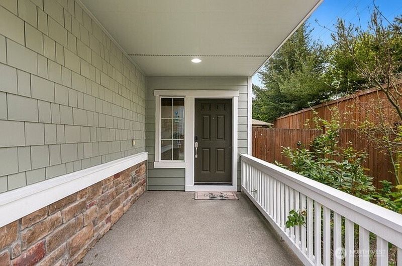 2nd image of 3931 177th Street SE