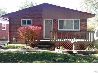 19613 Antago St, Livonia, MI 48152