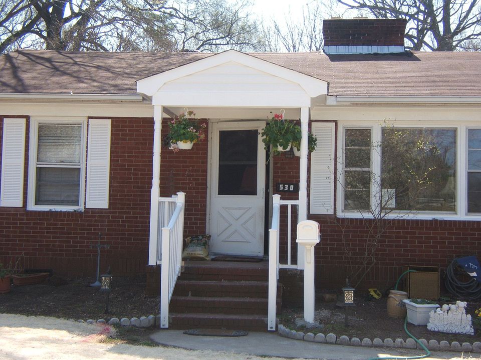 2nd image of 530 Denbigh Blvd