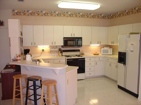 2nd image of 6168 Silver Lakes Dr E