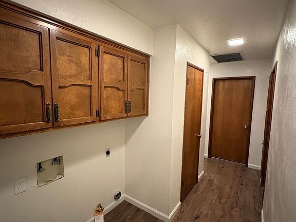 4th image of 2943 W Ashland Ave