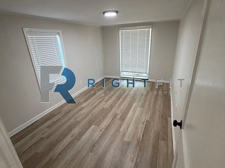 809 Macarthur Ave — Photo 6