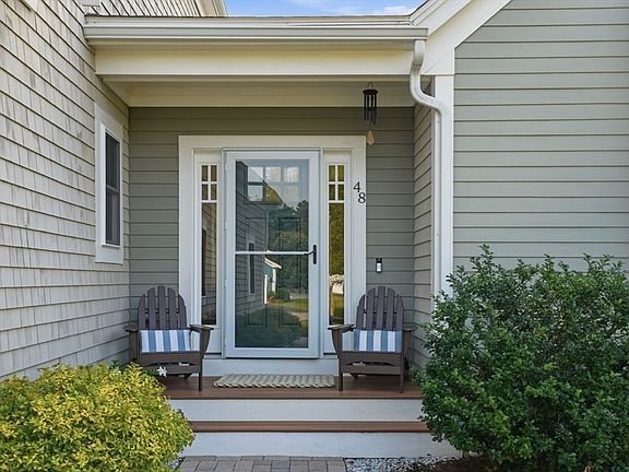 2nd image of 48 Inkberry Ln