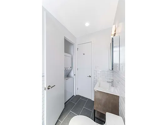 Rented by MNS | media 34