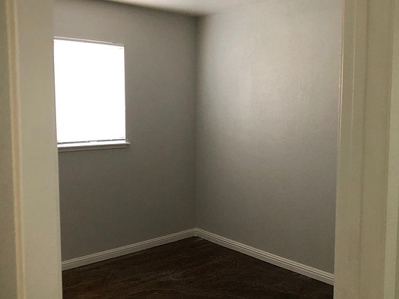 5th image of 5137 Cabot Cir