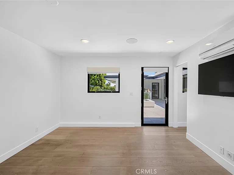 17 Monarch Bay Dr — Photo 25