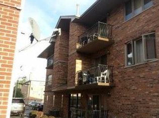 10541 Parkside Ave, Chicago Ridge, IL 60415