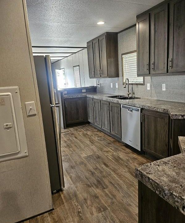 2nd image of 2701 Leary Ln Trailer 63