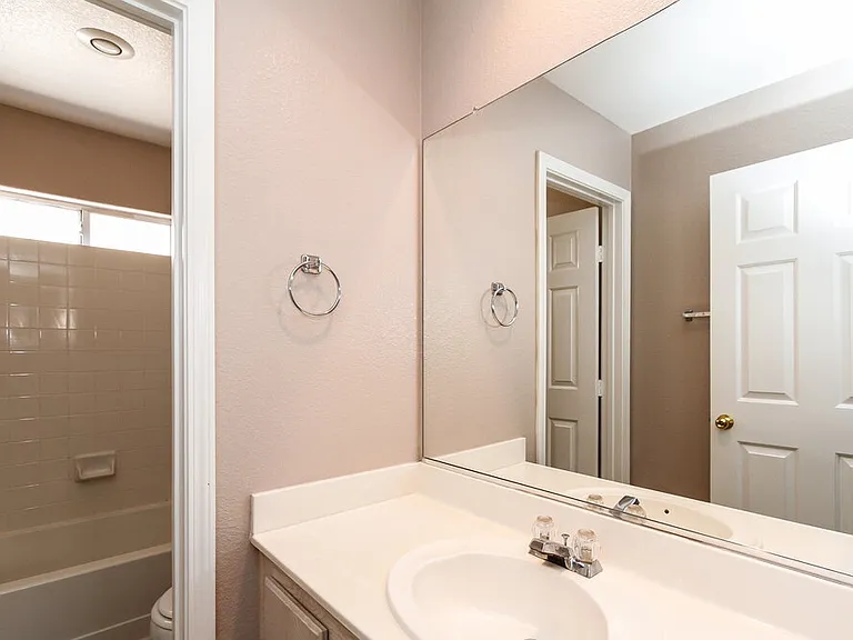 5450 Mercantile St — Photo 14