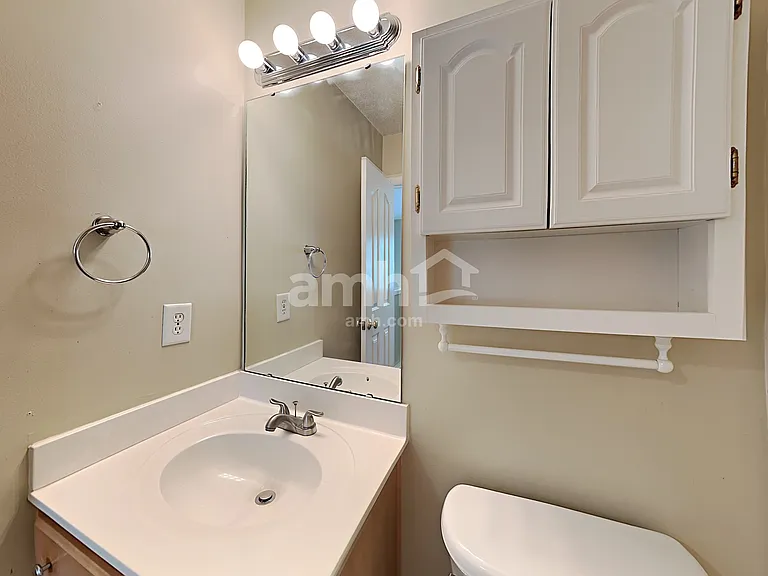 5617 Enoree Ln — Photo 17