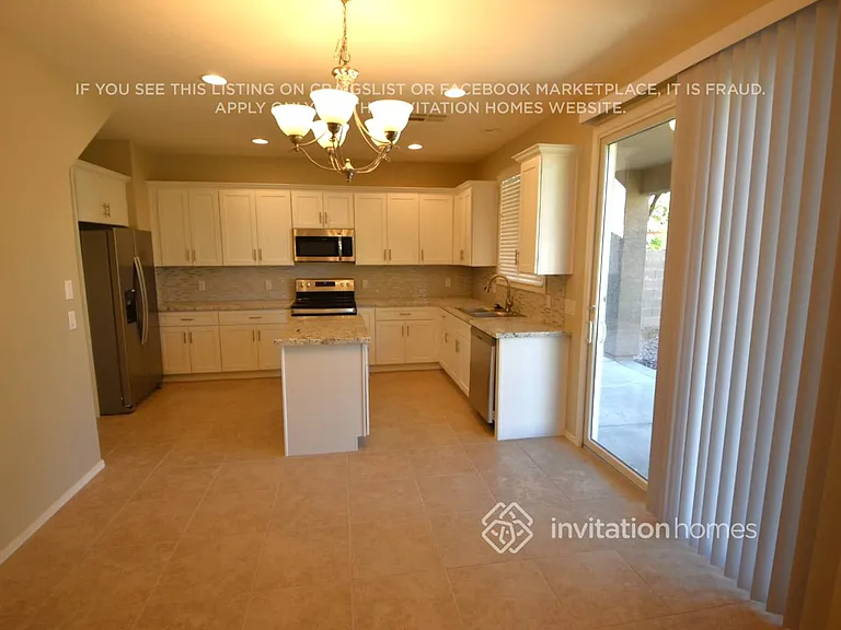 17174 W Tara Ln — Photo 3