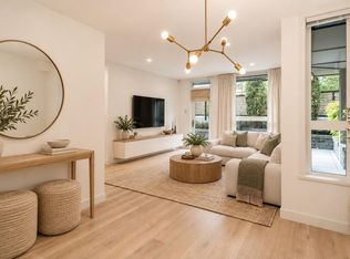 562 E 7th Ave #101, Vancouver, BC V5T 1N7