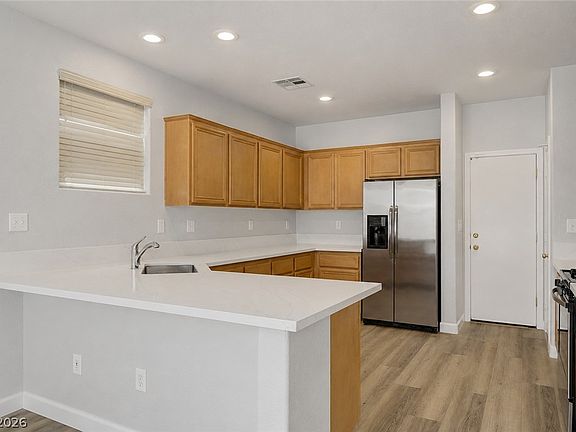 4th image of 6544 Cape Petrel St