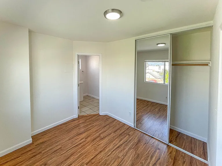 6606-6610 Brynhurst Ave #6608-C — Photo 8