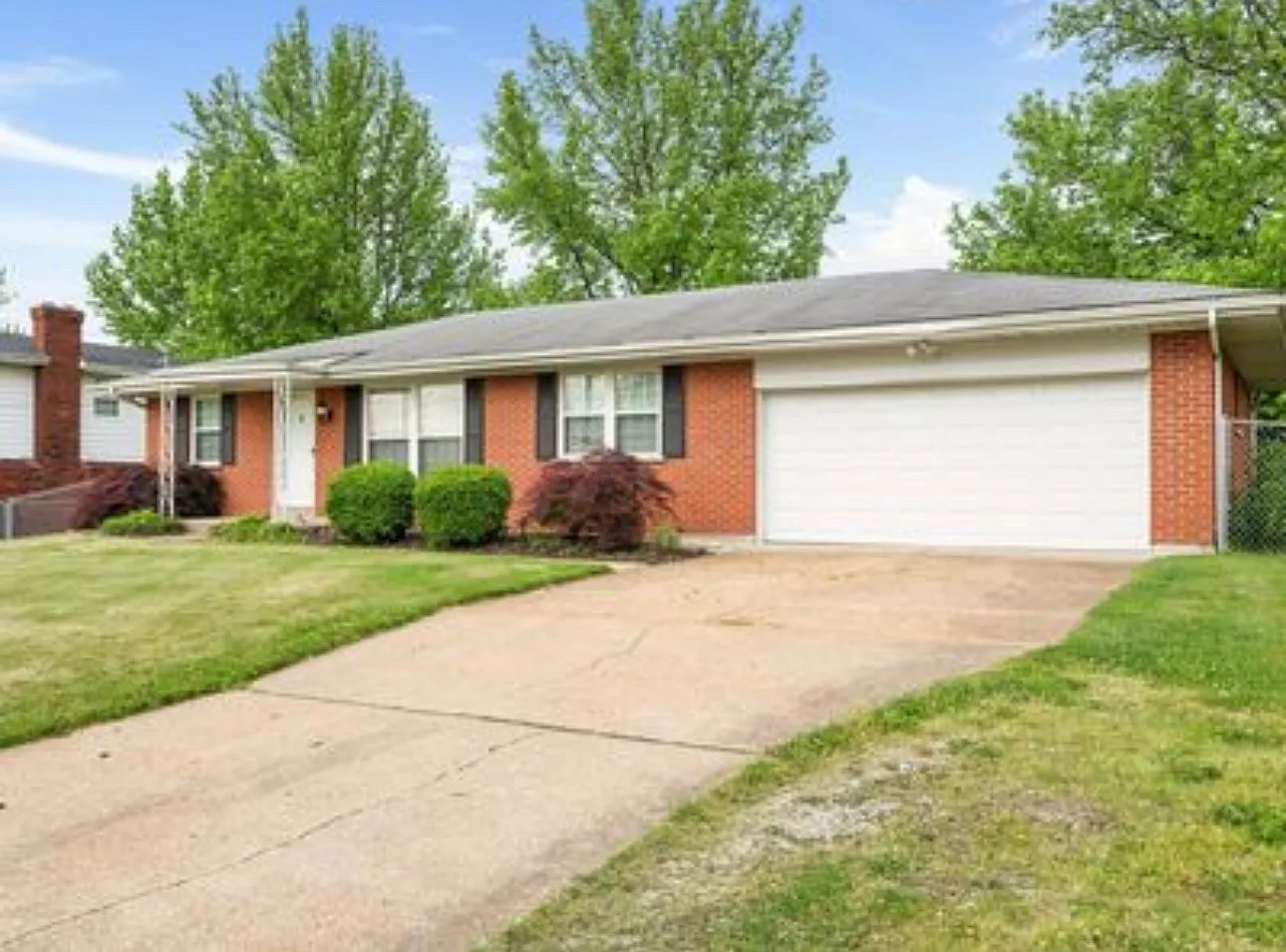 4 bed, 1176 sqft, $2,430 — Photo 1