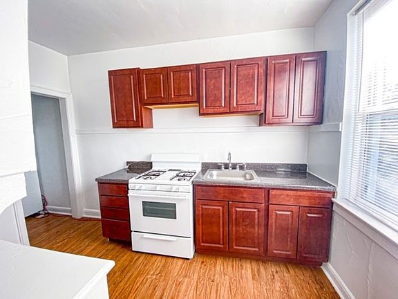 2nd image of 4056 N Laporte Ave #4