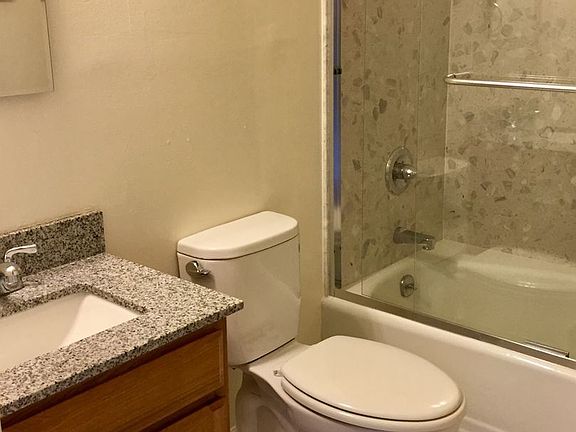 5th image of 371 22nd Ave APT 1