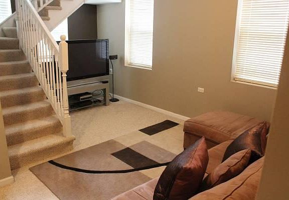 4th image of 2610 W Glenlake Ave APT 1