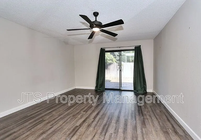 5748 Muldrow Rd — Photo 45