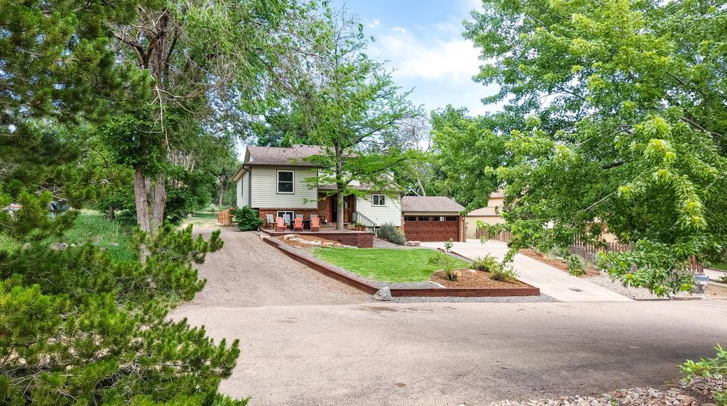 3924 La Mesa Dr