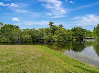 751 SW 87th Ter, Fort Lauderdale, FL 33324