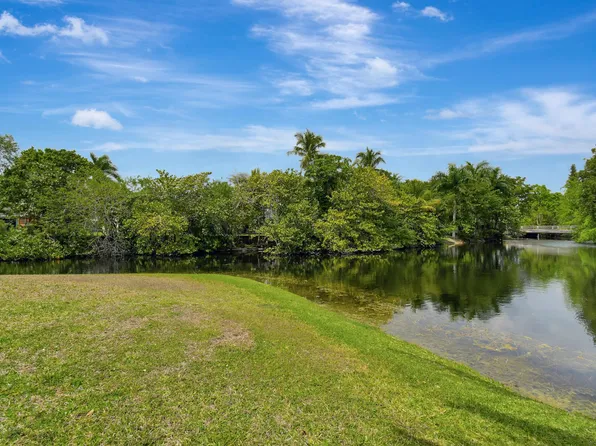 751 SW 87th Terrace, Plantation, FL 33324