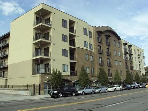 S Main St — Photo 1